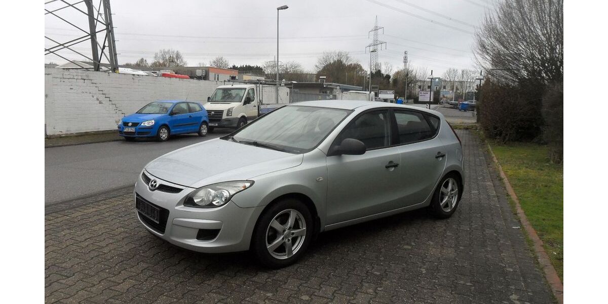Hyundai i30 146.500 km 2.790 &euro; Pulheim-Brauweiler bei Köln 50259