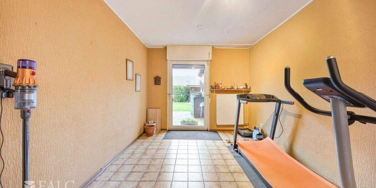 Doppelhaushälfte Bergheim Fliesteden - 6 Zimmer, 160 m&sup2;, 439.000&euro; | Angebot:25696533