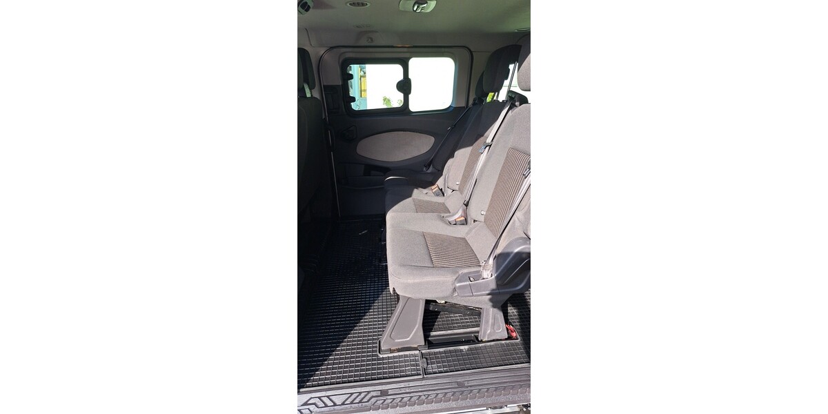 Ford Tourneo 132.700 km 18.900 &euro; Hilden 40721