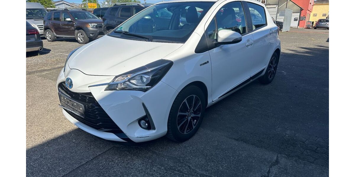 Toyota Yaris 85.000 km 12.200 &euro; Neuss 41469
