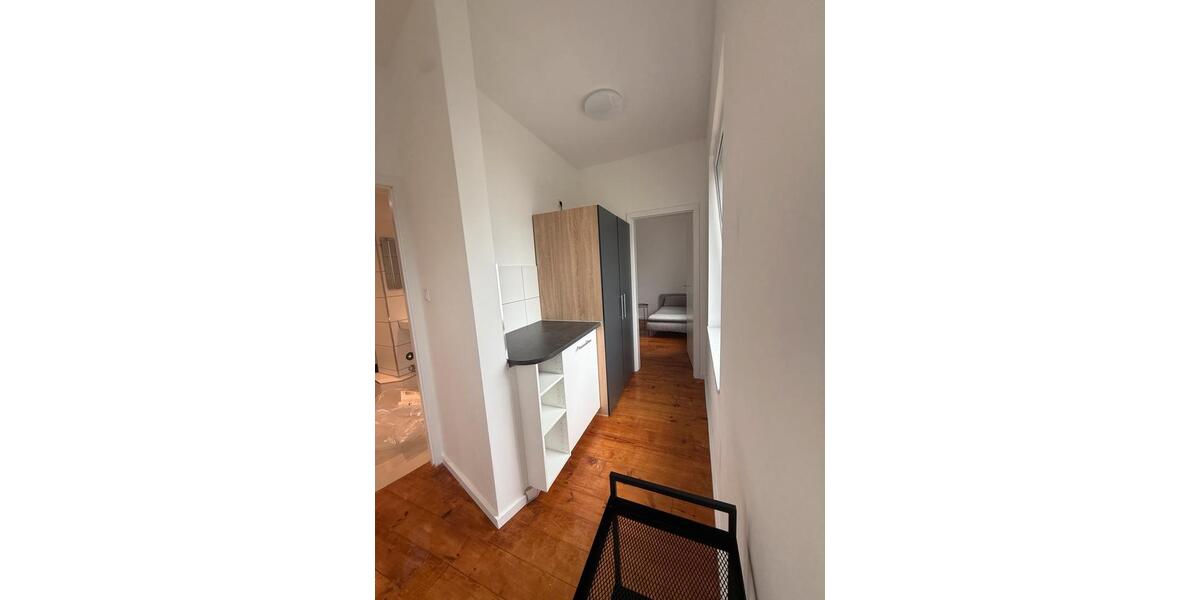 Etagenwohnung Köln Mülheim - 1 Zimmer, 45 m&sup2;, 650&euro; | Angebot:24082911