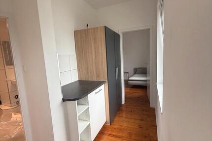 Wohnung Köln Mülheim - 1 Zimmer, 45 m&sup2;, 650&euro; | Angebot:24082911