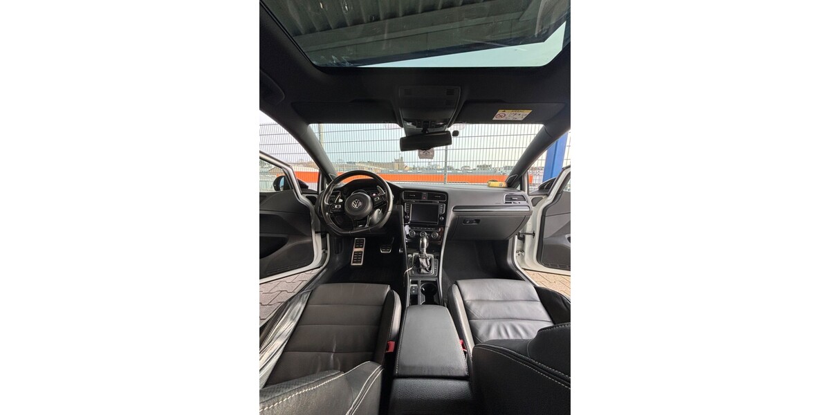 VW Golf 140.000 km 26.000 &euro; Remscheid 42853