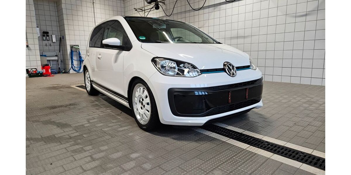 VW up! 159.938 km 4.800 &euro; Burscheid 51399