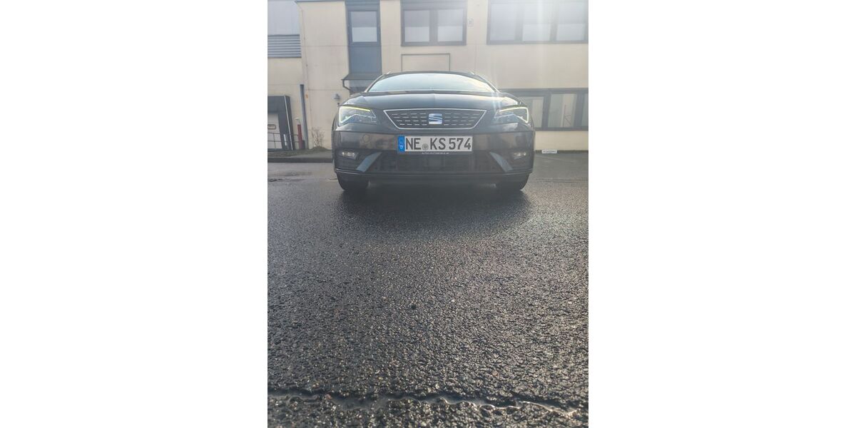 Seat Leon 148.000 km 15.900 &euro; Neuss 41468