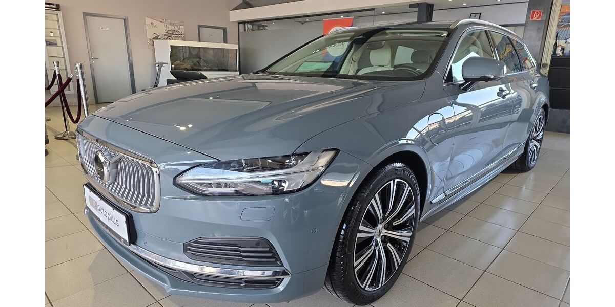 Volvo V90 84.127 km 32.850 &euro; Bergheim 50126