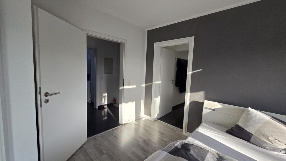 Dachgeschoßwohnung Solingen Ohligs - 2 Zimmer, 57 m&sup2;, 160.000&euro; | Angebot:26615471