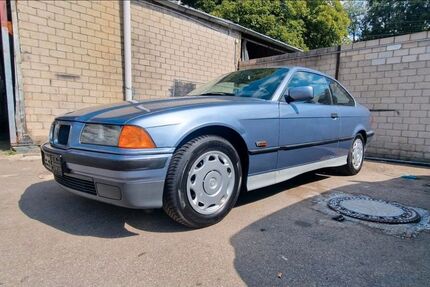 BMW 316 119.000 km 6.999 &euro; Düsseldorf 40231