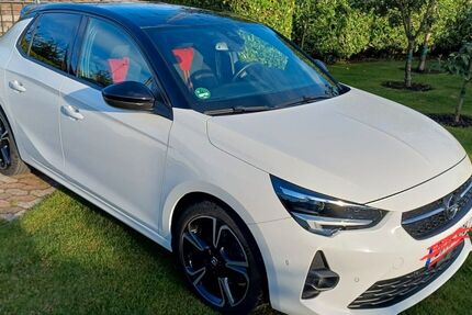 Opel Corsa 87.300 km 12.900 &euro; Düsseldorf 40235