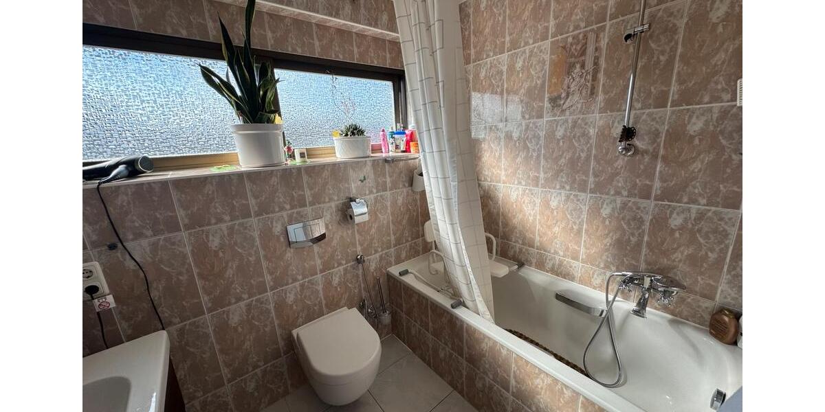 Einfamilienhaus Willich - 5 Zimmer, 430 m&sup2;, 2.800&euro; | Angebot:26645782