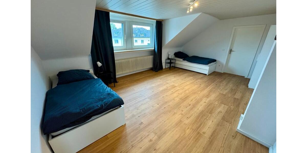 Etagenwohnung Solingen - 3 Zimmer, 85 m&sup2;, 15&euro; | Angebot:23912668
