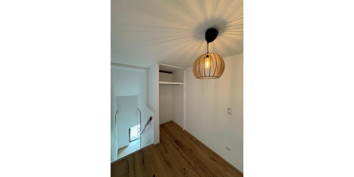 Dachgeschoßwohnung Köln Heimersdorf - 3 Zimmer, 78 m&sup2;, 395.000&euro; | Angebot:25544570