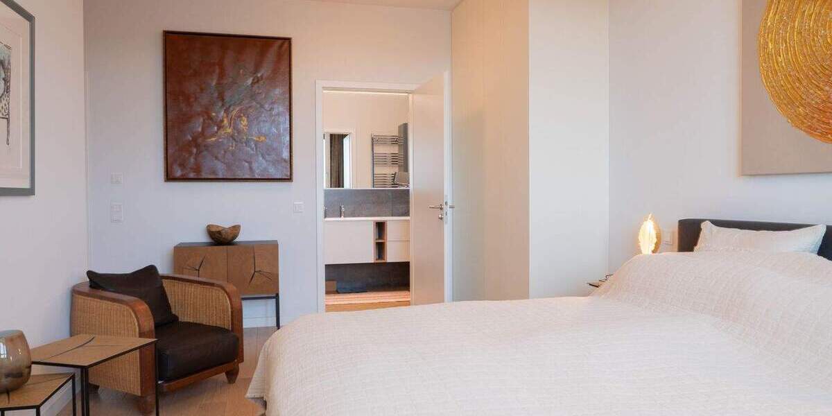 Etagenwohnung Düsseldorf Düsseltal - 4 Zimmer, 129 m&sup2;, 1.250.000&euro; | Angebot:25877193