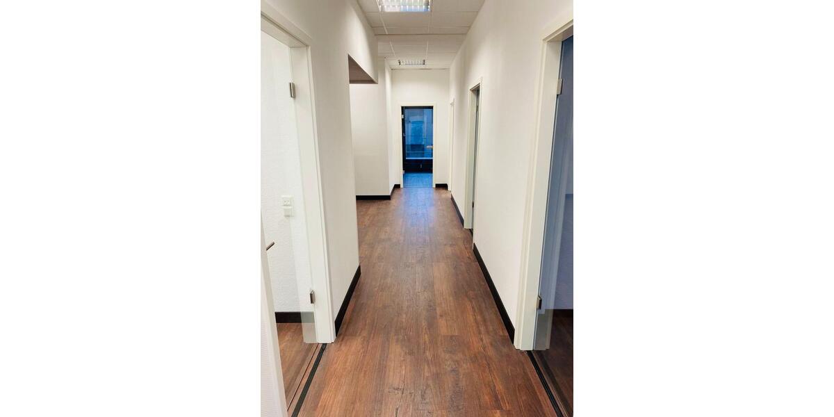 Etagenwohnung Düsseldorf Heerdt - 1 Zimmer, 17 m&sup2;, 300&euro; | Angebot:25138296