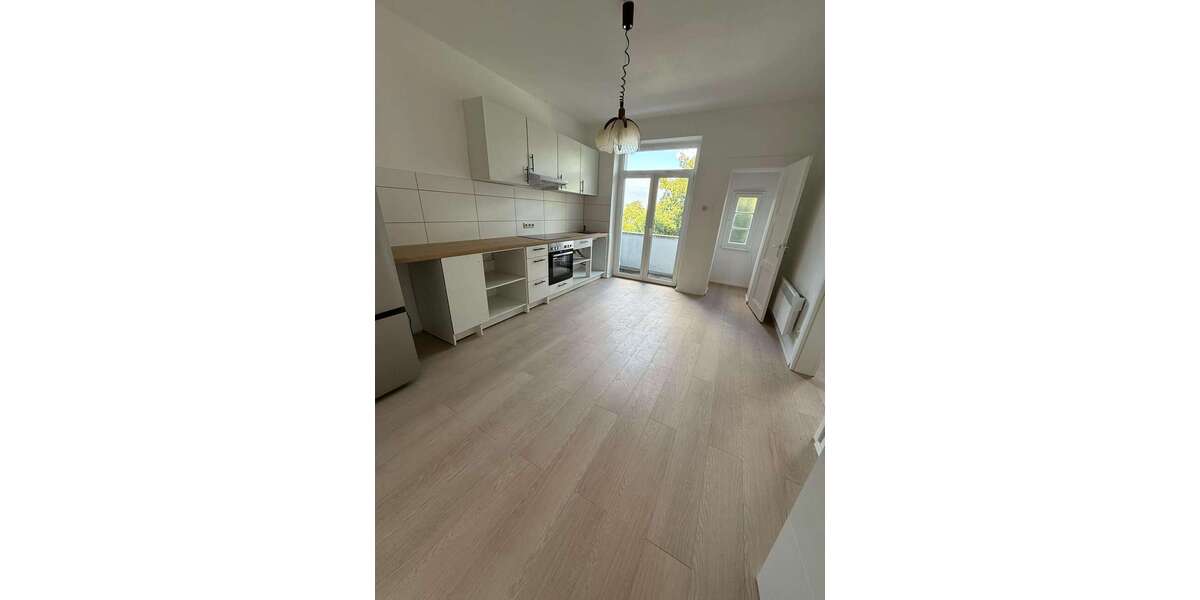 Etagenwohnung Düsseldorf Heerdt - 2 Zimmer, 65 m&sup2;, 1.099&euro; | Angebot:25970862