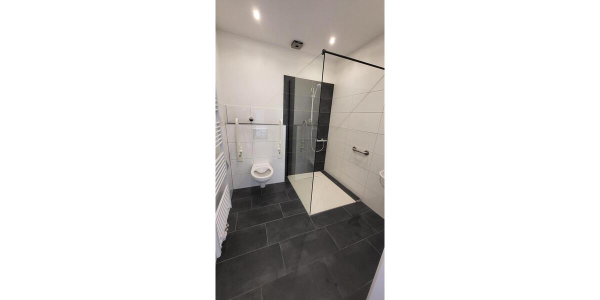 Etagenwohnung Solingen Wald - 2 Zimmer, 54 m&sup2;, 594&euro; | Angebot:25956772