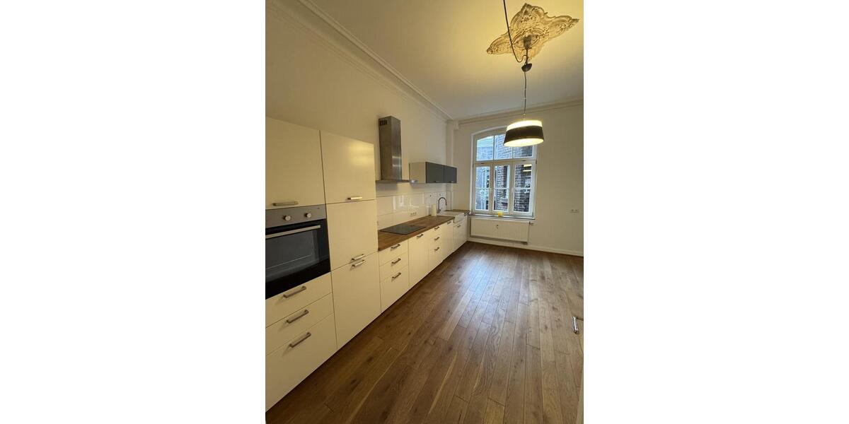 Etagenwohnung Köln Kalk - 4 Zimmer, 112 m&sup2;, 1.705&euro; | Angebot:26021645