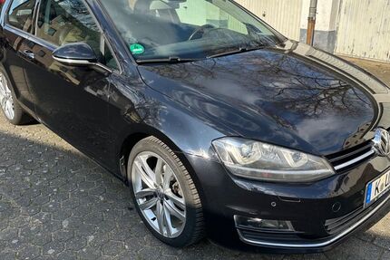 VW Golf 143.000 km 11.200 &euro; Pulheim 50259