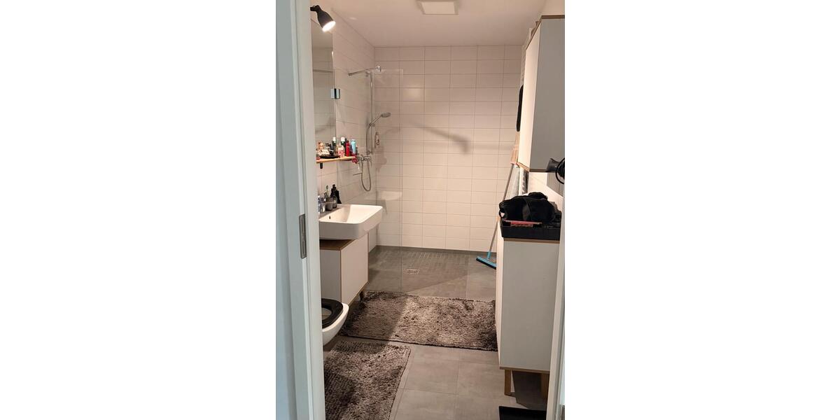 Etagenwohnung Köln Rodenkirchen - 1.5 Zimmer, 43 m&sup2;, 945&euro; | Angebot:25990109