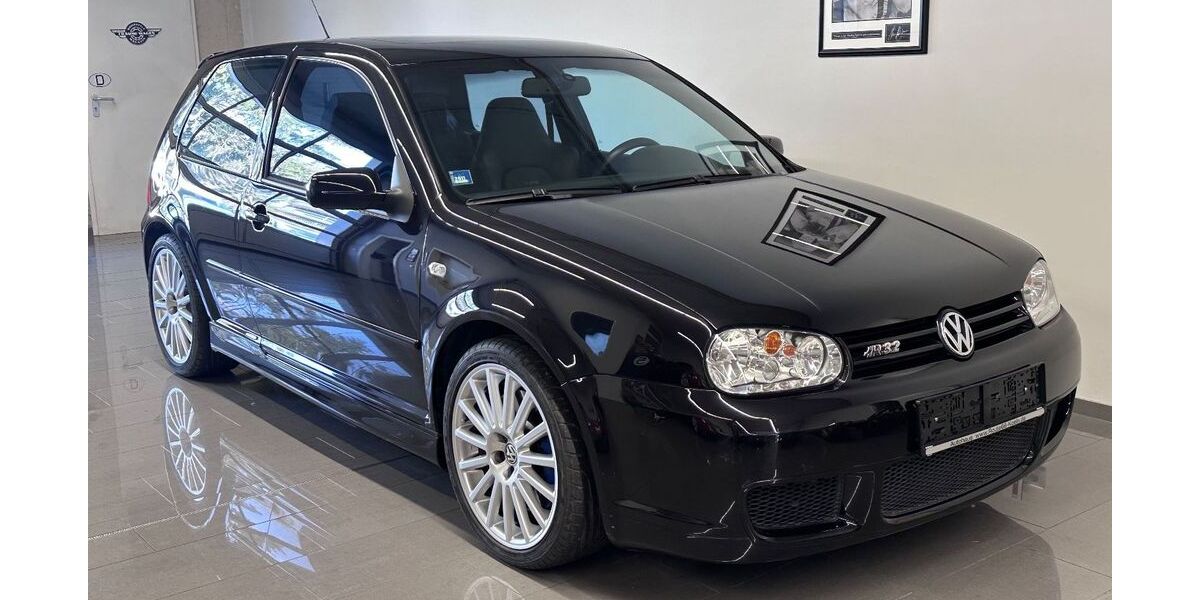 VW Golf 13.740 km 53.900 &euro; Köln 51149