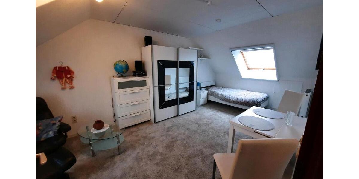 Dachgeschoßwohnung Leverkusen Bergisch Neukirchen - 1 Zimmer, 35 m&sup2;, 350&euro; | Angebot:26014790