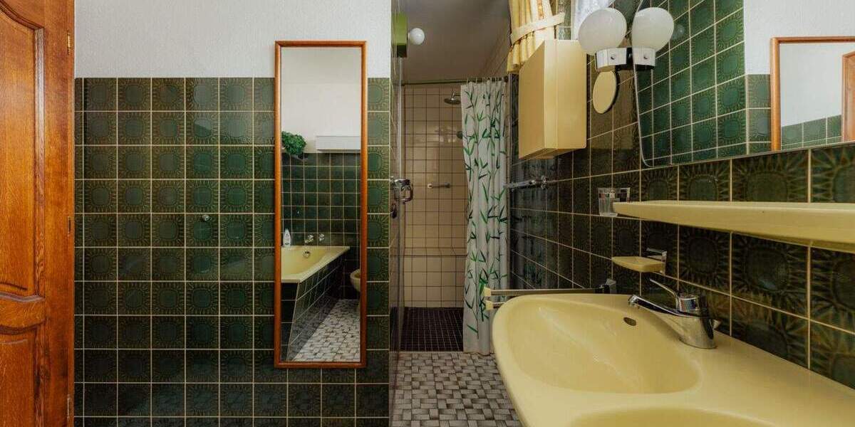 Reihenmittelhaus Bergisch Gladbach Moitzfeld - 5 Zimmer, 124 m&sup2;, 399.000&euro; | Angebot:25738419