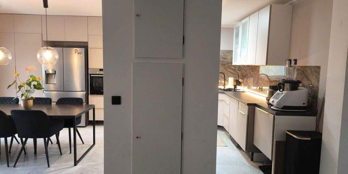 Etagenwohnung Düsseldorf Benrath - 2 Zimmer, 61 m&sup2;, 265.000&euro; | Angebot:25657540