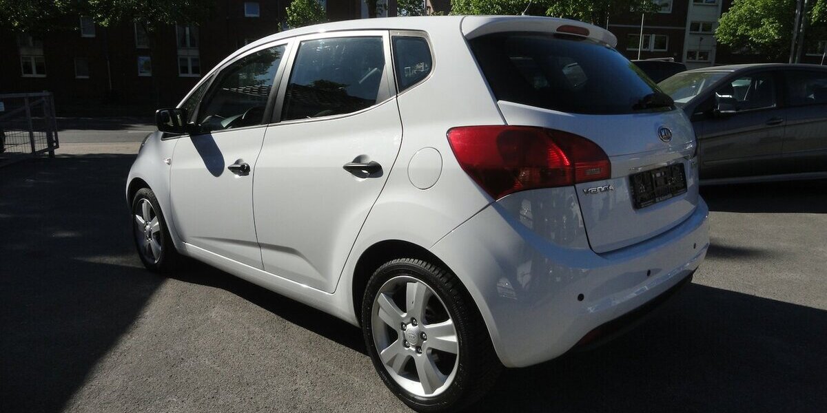 Kia Venga Vision 1,4 Klima SHZ Alu17+ Allwetter 2.Hd 96.000 km 4.950 &euro; Neuss 41462
