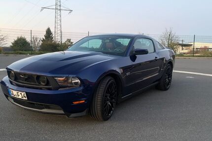 Ford Mustang 70.000 km 27.400 &euro; Wermelskirchen 42929
