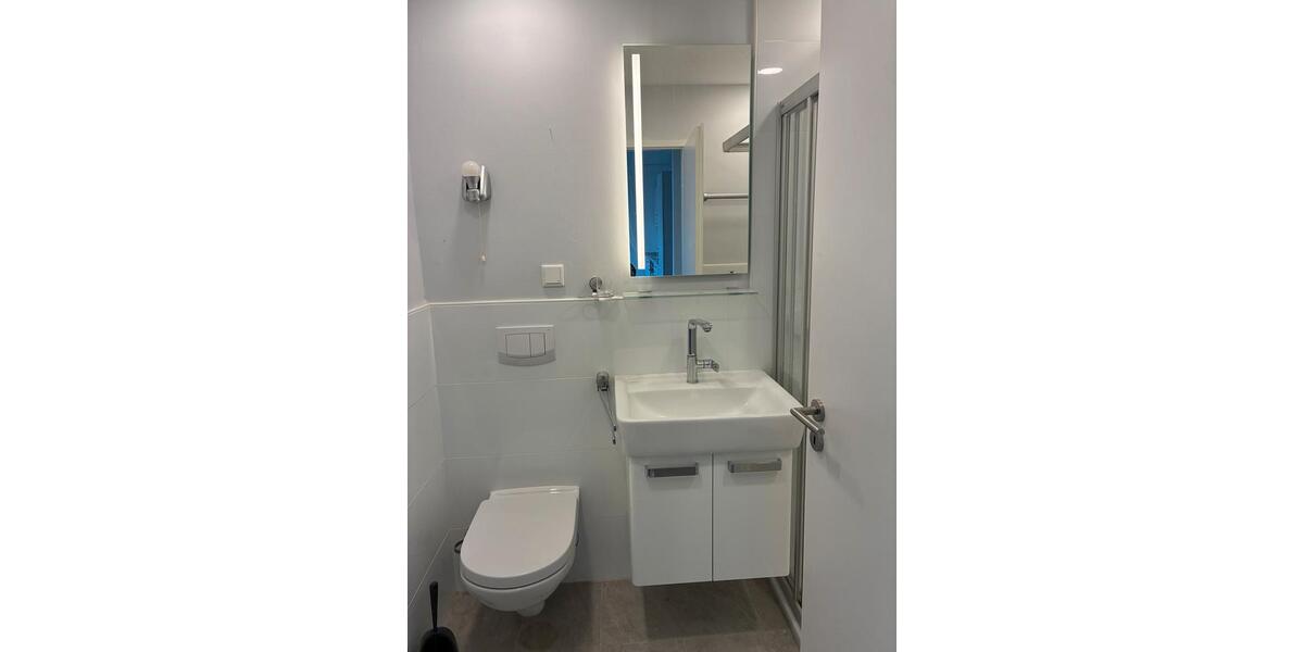 Etagenwohnung Köln Lindenthal - 3 Zimmer, 62 m&sup2;, 1.100&euro; | Angebot:26007115