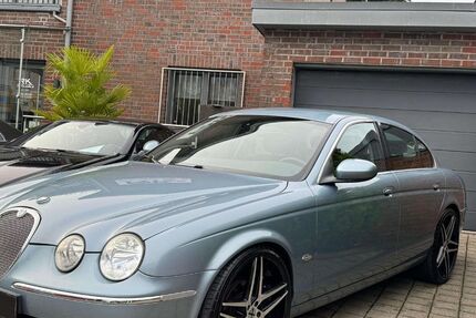 Jaguar S-Type 143.000 km 5.900 &euro; Solingen 42651