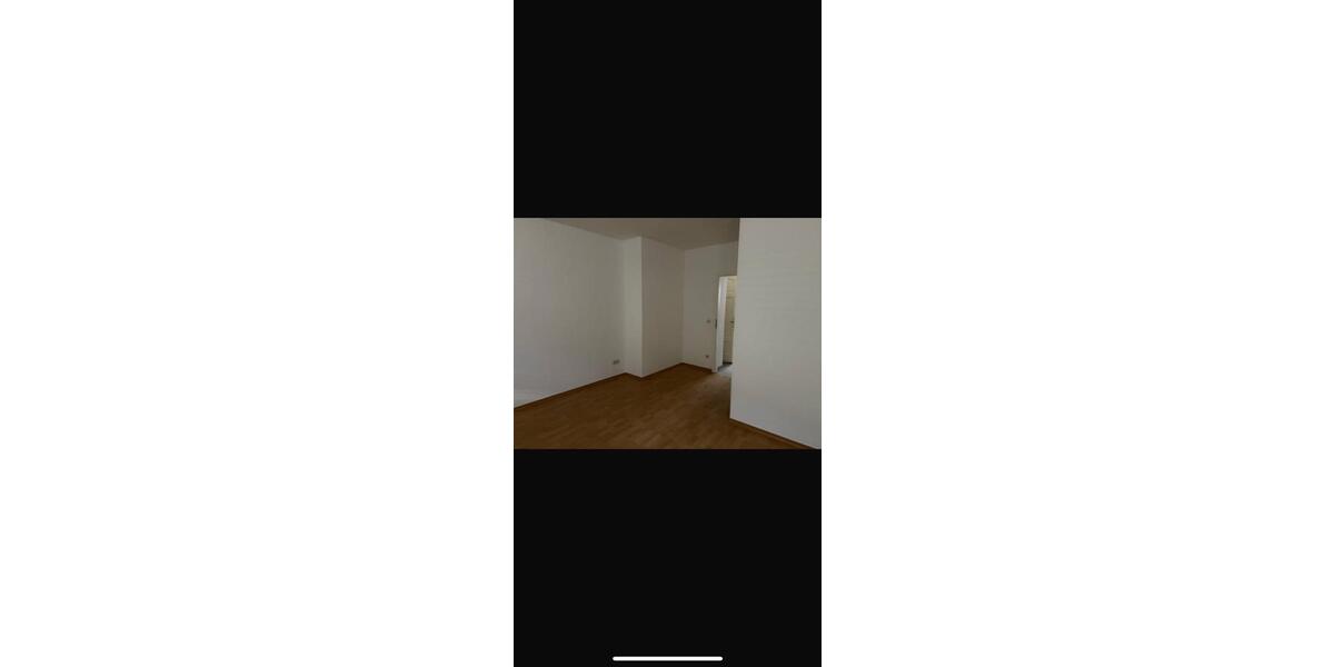 Erdgeschoßwohnung Solingen Wald - 2 Zimmer, 34 m&sup2;, 450&euro; | Angebot:26609182