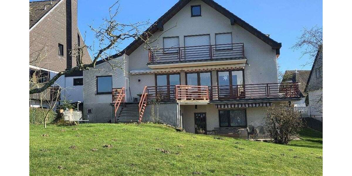 Einfamilienhaus Odenthal - 8 Zimmer, 238 m&sup2;, 720.000&euro; | Angebot:25357211
