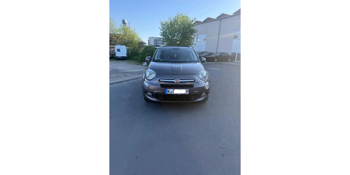 Fiat 500X 129.000 km 9.400 &euro; Köln 50859