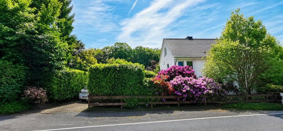 Einfamilienhaus Wermelskirchen - 6 Zimmer, 155 m&sup2;, 499.000&euro; | Angebot:26698952