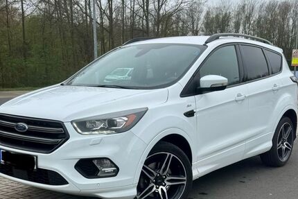 Ford Kuga 165.000 km 12.700 &euro; Bergheim 50126