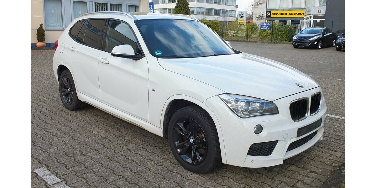 BMW X1 16 d sDrive LEDER XENON NAVI PANORAMA M-SPORTPA 133.459 km 12.804 &euro; Köln 50858
