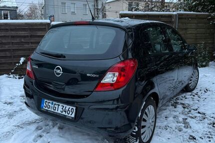 Opel Corsa 13.000 km 7.200 &euro; Solingen 42651