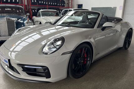 Porsche 992 5.500 km 168.700 &euro; Kaarst 41564