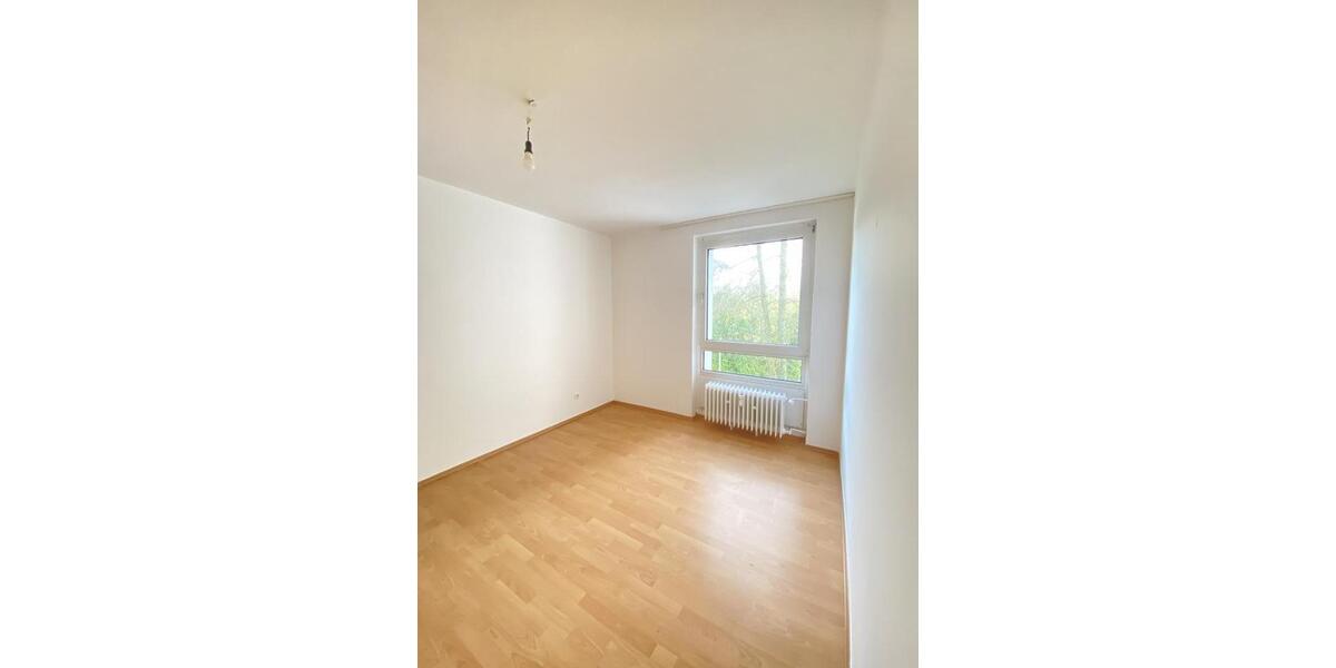 Etagenwohnung Solingen - 3 Zimmer, 74 m&sup2;, 779&euro; | Angebot:24489862
