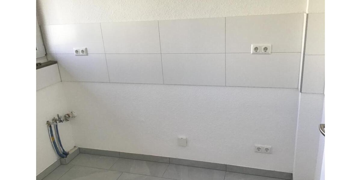 Etagenwohnung Köln Kalk - 4 Zimmer, 105 m&sup2;, 1.520&euro; | Angebot:25943409