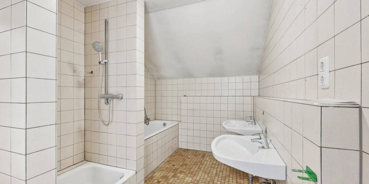 Einfamilienhaus Grevenbroich / Neukirchen Neukirchen - 6 Zimmer, 182 m&sup2;, 590.000&euro; | Angebot:26080838