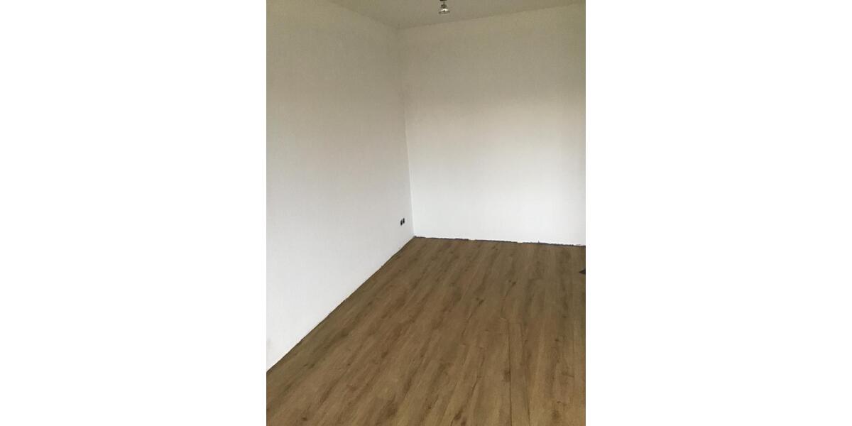 Etagenwohnung Köln Kalk - 4 Zimmer, 105 m&sup2;, 1.520&euro; | Angebot:25943409