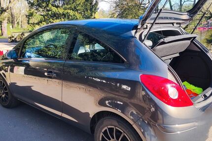 Opel Corsa 164.928 km 2.600 &euro; Köln 50968