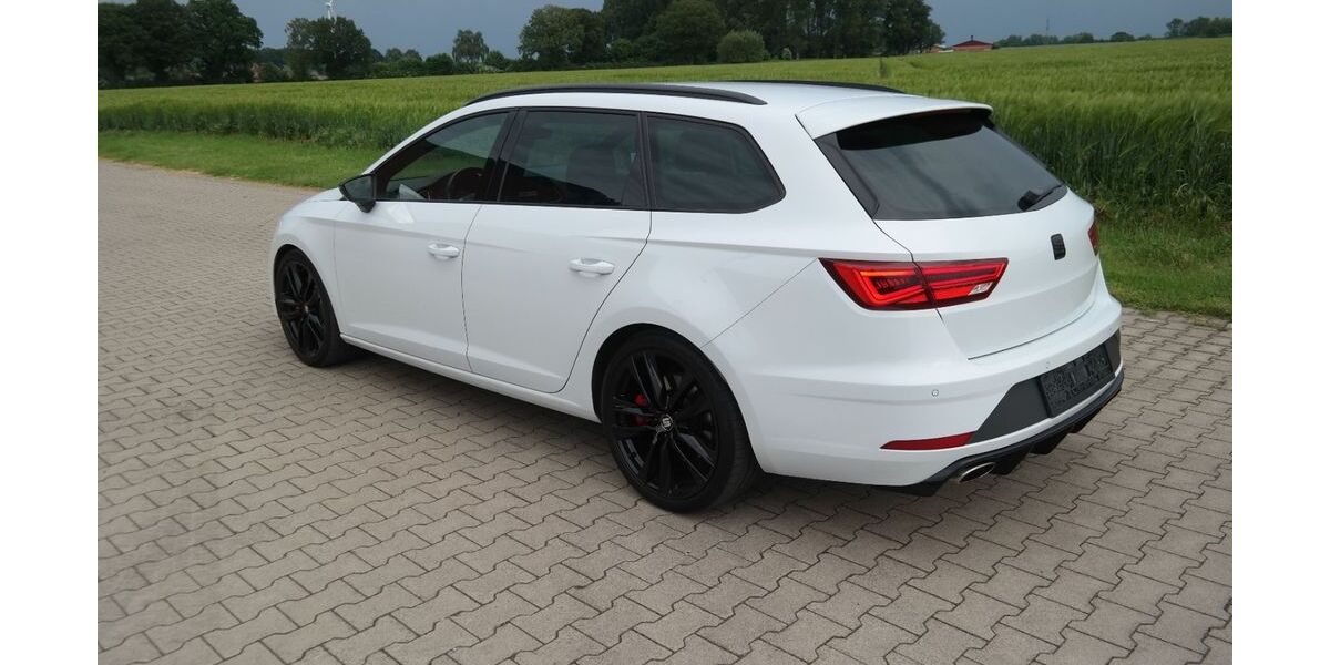 Seat Leon 125.000 km 19.990 &euro; Remscheid 42897