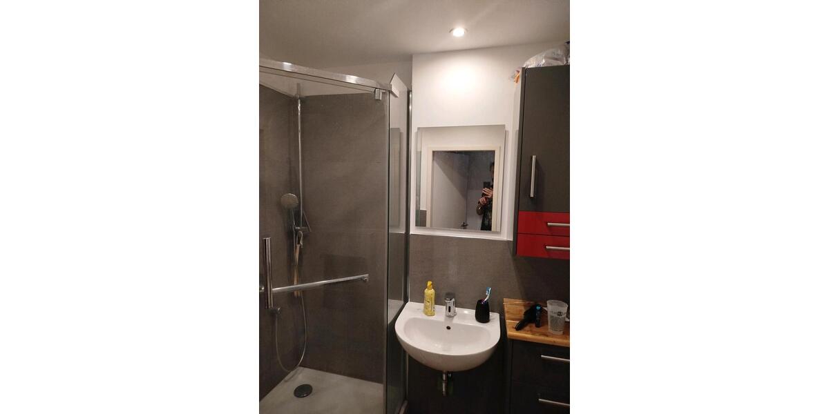 Etagenwohnung Düsseldorf Derendorf - 1 Zimmer, 25 m&sup2;, 585&euro; | Angebot:25931882