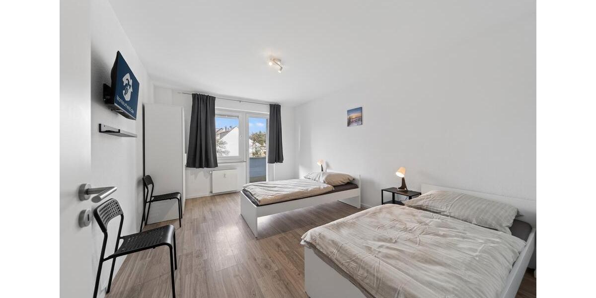 Etagenwohnung Solingen - 4 Zimmer, 100 m&sup2;, 15&euro; | Angebot:26701950