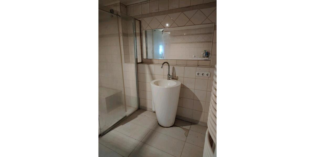 Erdgeschoßwohnung Elsdorf - 4 Zimmer, 135 m&sup2;, 1.750&euro; | Angebot:26030057