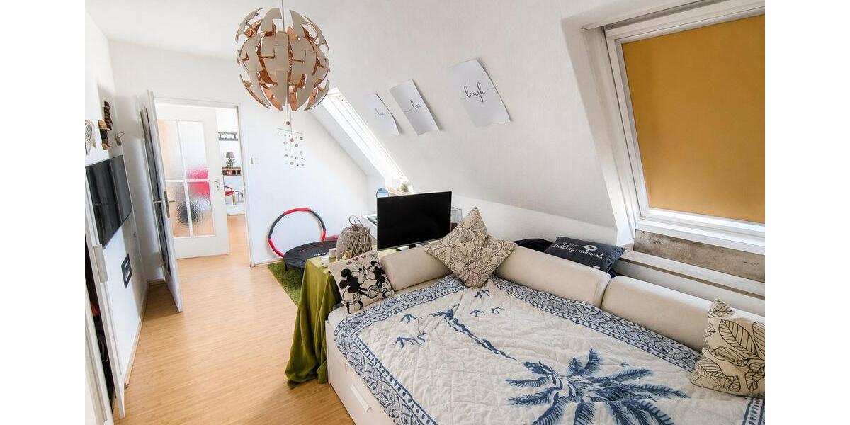 Dachgeschoßwohnung Düsseldorf Stadtbezirk 3 - 2 Zimmer, 58 m&sup2;, 219.000&euro; | Angebot:27231079