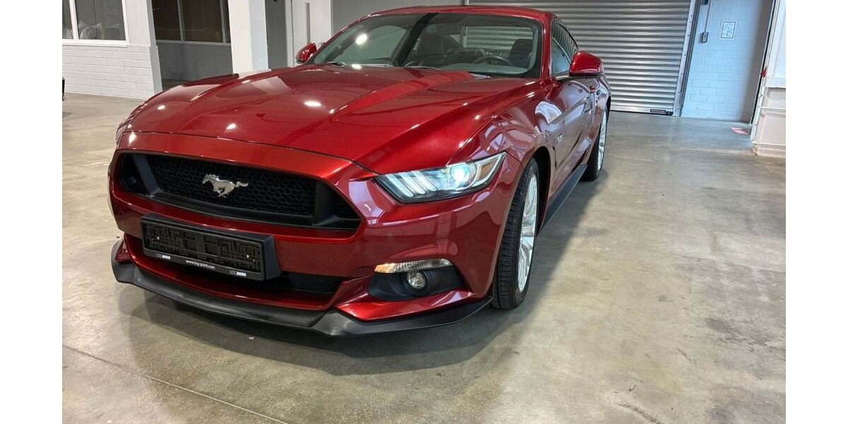 Ford Mustang 118.095 km 30.000 &euro; Willich 47877